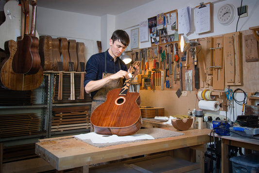 How to Choose the Best Handmade Guitar: 7 Things Every Player Should Know
