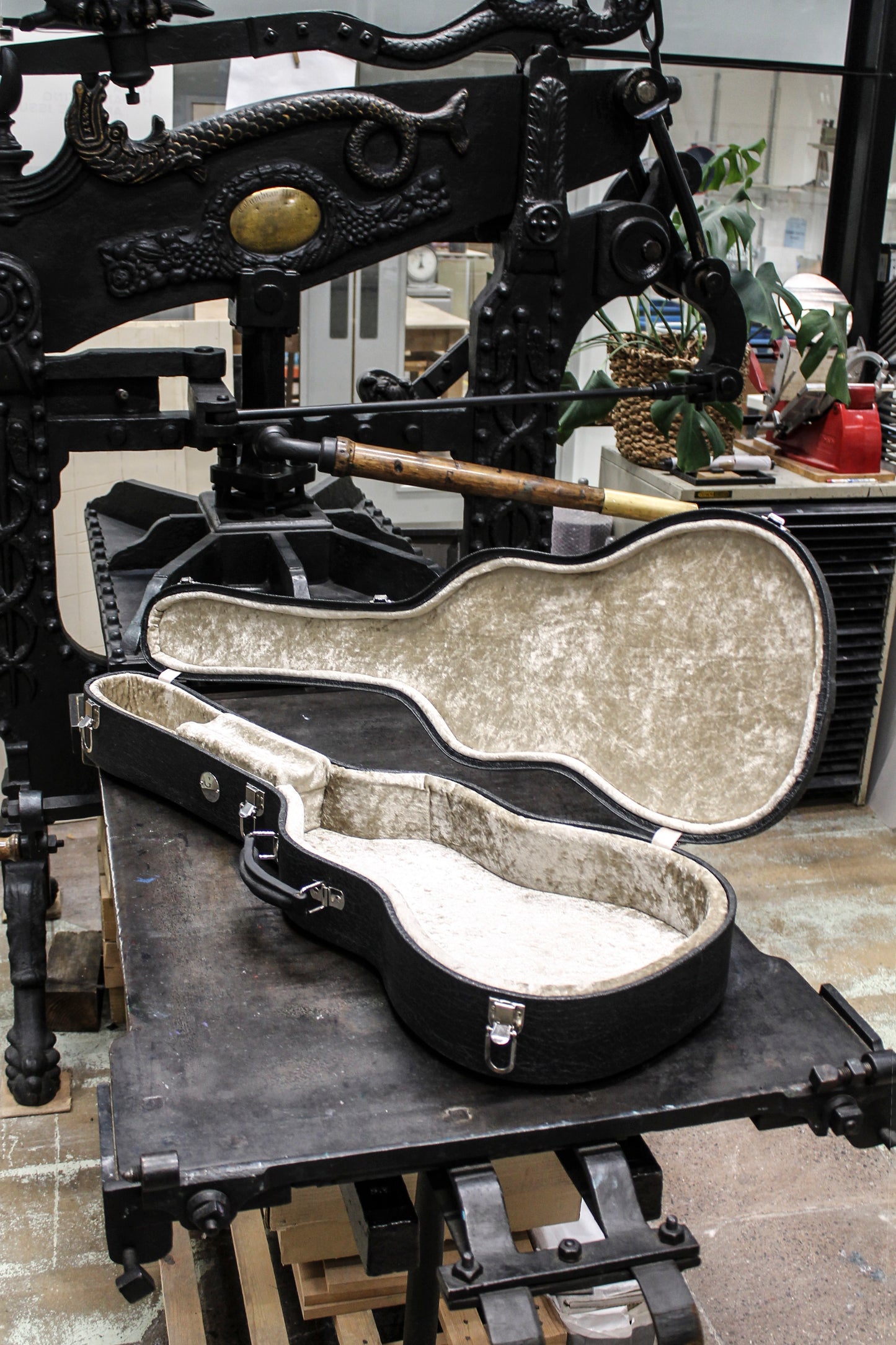 Leddington Guitars - Western Red Cedar, Ambrosia Maple Shade Top Model-1