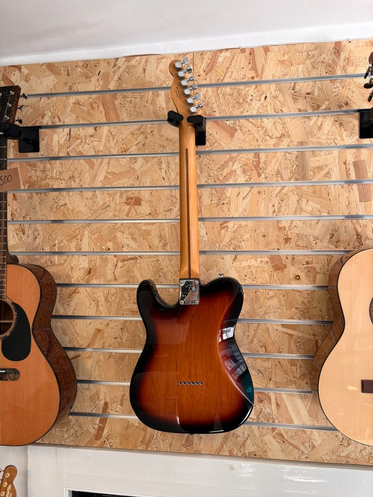 Fender Player Plus Nashville Telecaster - Sunburst