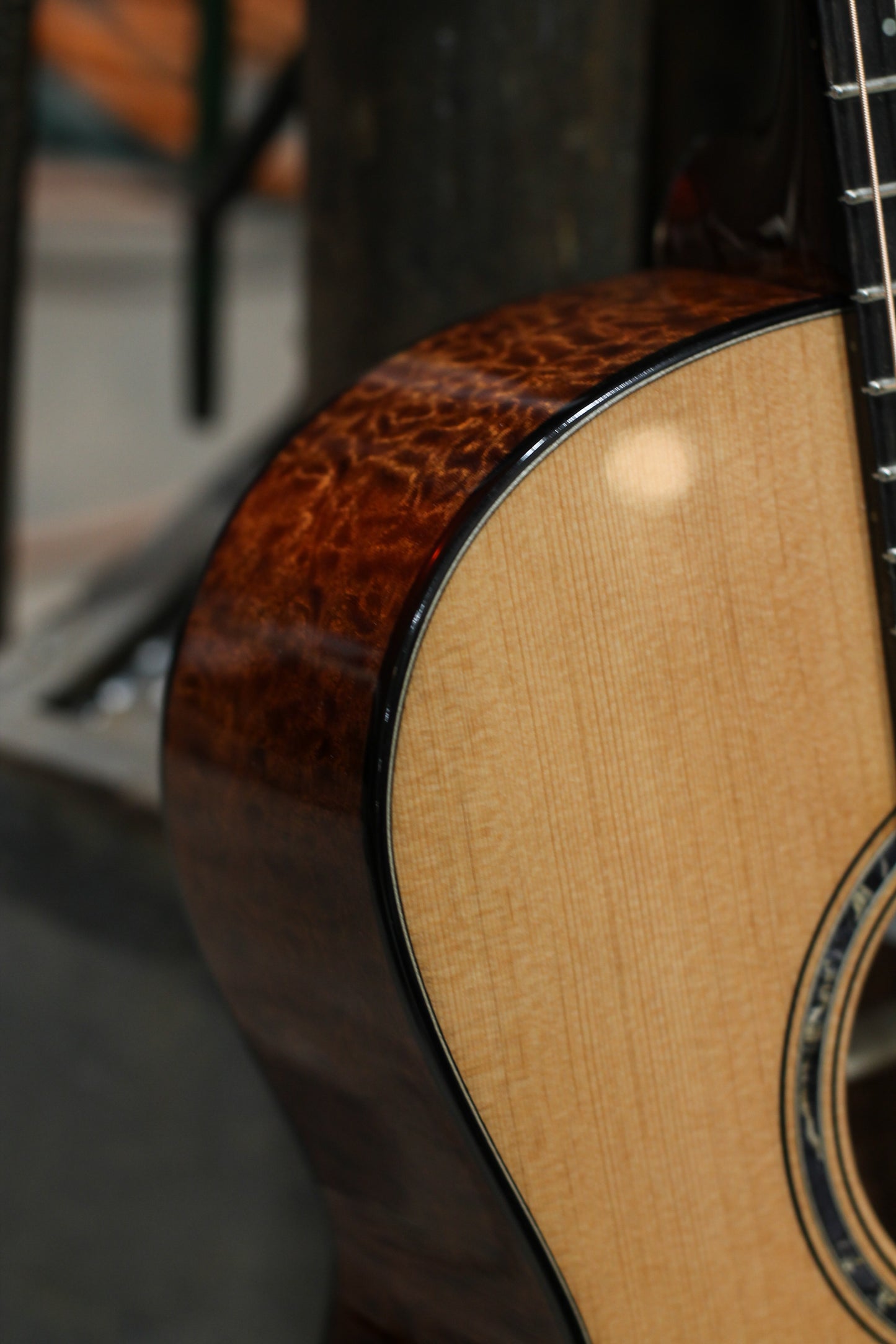 Leddington Guitars - Douglas Fir, Pommelle Sapele, Model-O