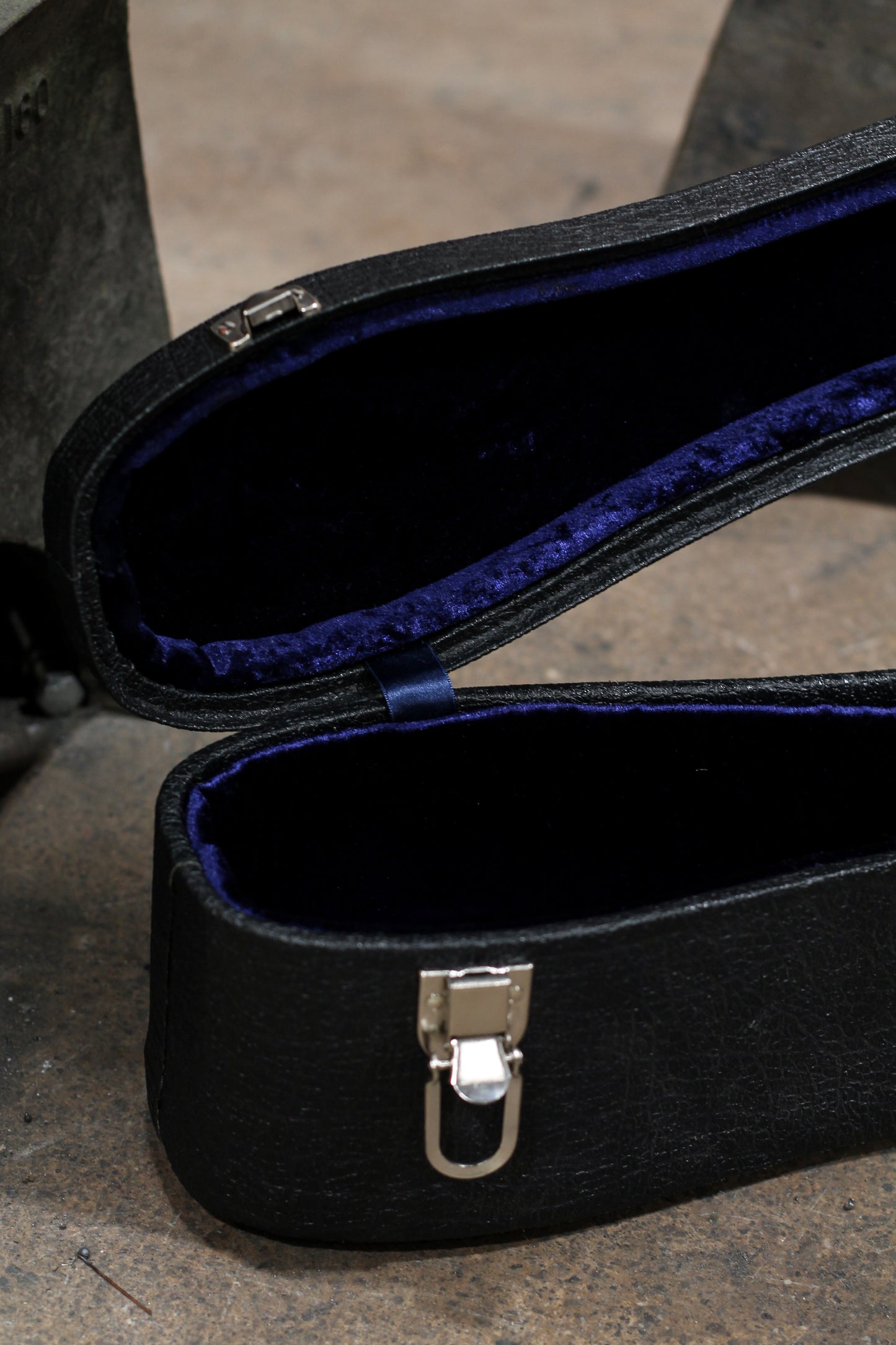Leddington Guitars - Douglas Fir, Pommelle Sapele, Model-O
