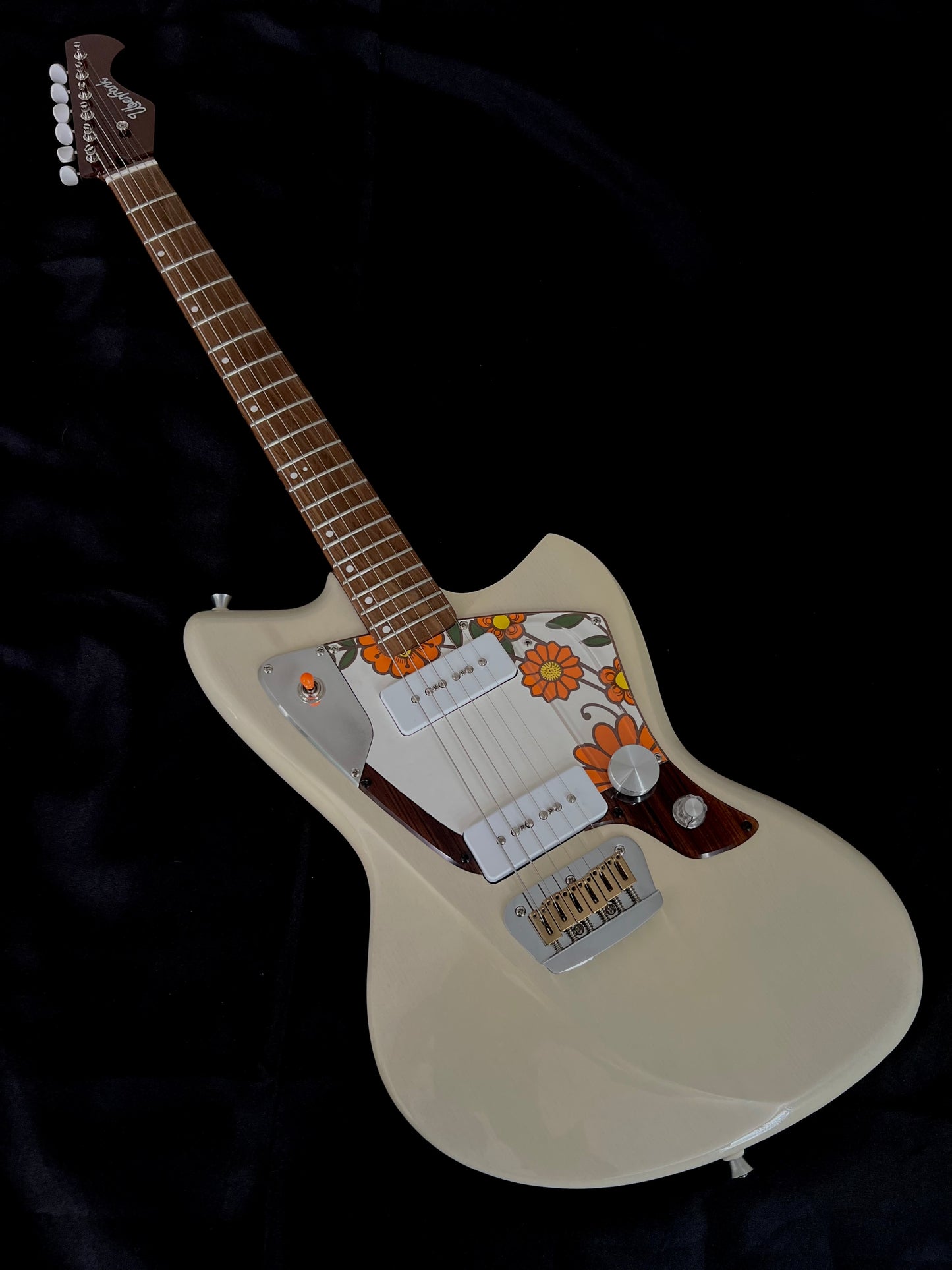 Uberfrank Spellbinder #26-033 - Butterscotch Blonde