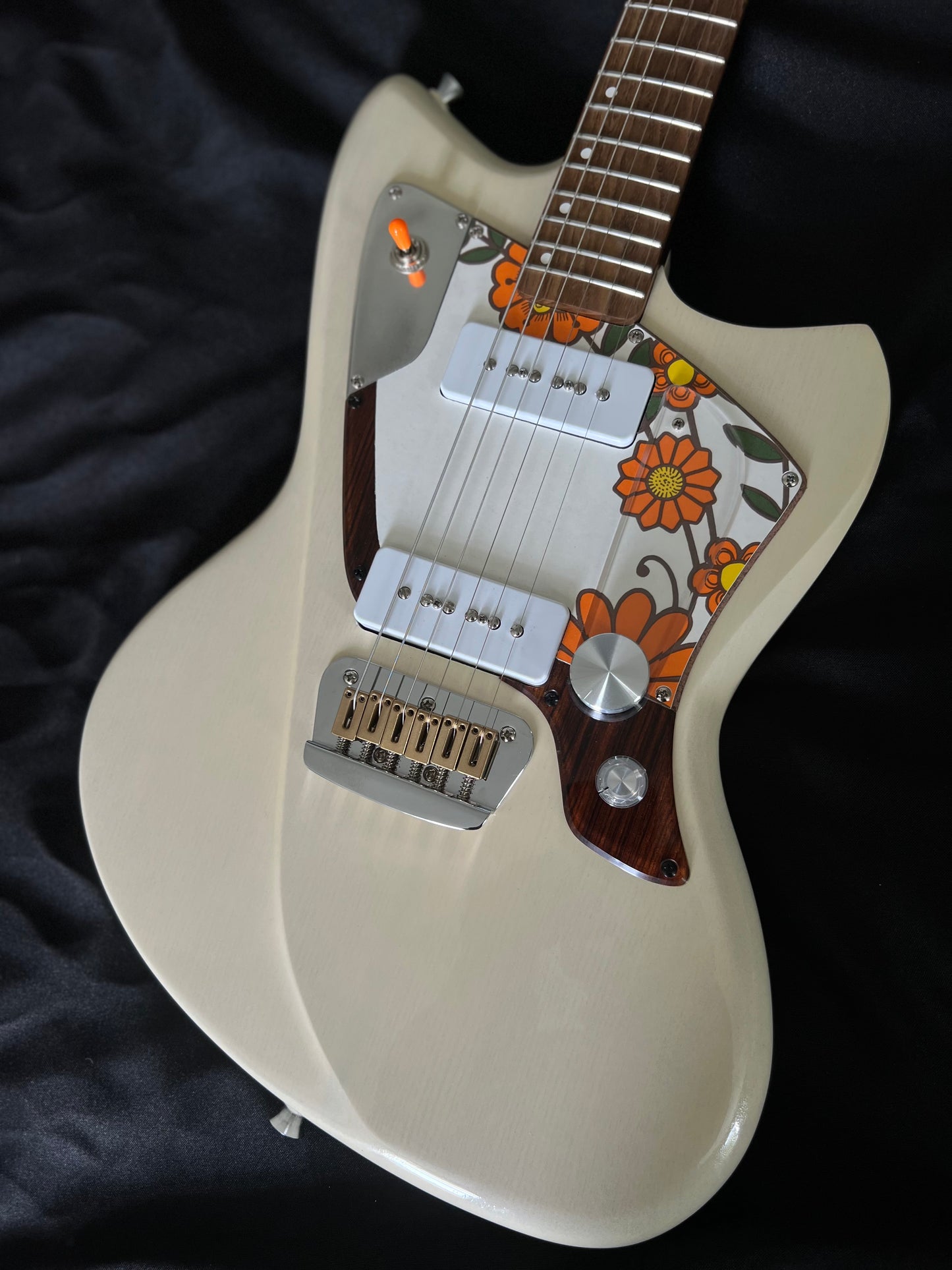 Uberfrank Spellbinder #26-033 - Butterscotch Blonde