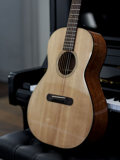 Leddington Piano Guitar